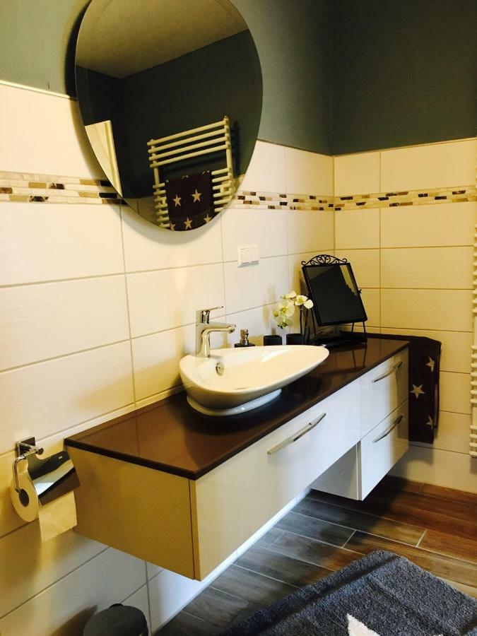 Gaestehaus Sellemols Ferienwohnung Korbmacher Heuchelheim-Klingen Zewnętrze zdjęcie